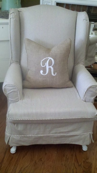 Slipcovered wingback chair 4