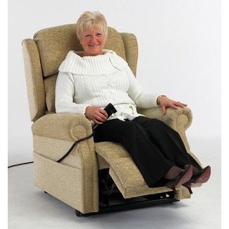 50+ Armchairs for Elderly & Guide How to Choose The Best ...