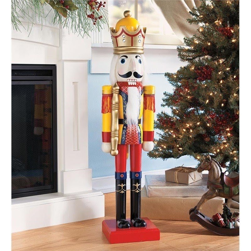 Large outdoor nutcracker soldiers