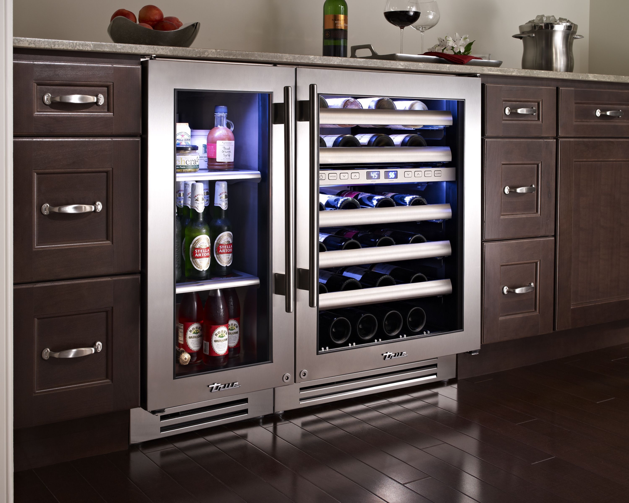 Bar With Wine Fridge Minimalis