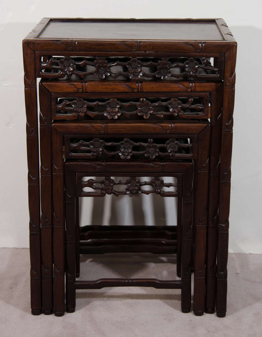 Early 20th century set of chinese rosewood nesting tables image