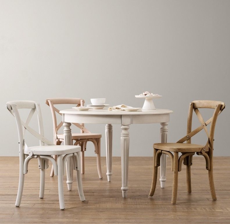 childrens round table and 4 chairs