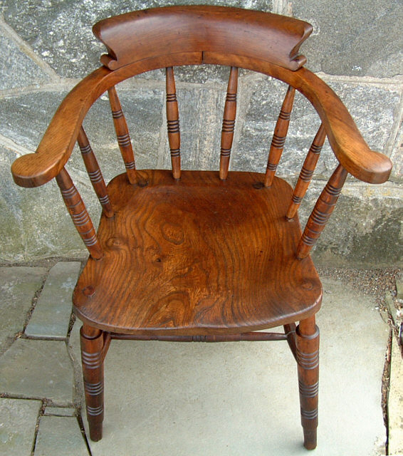 Low bow back windsor smokers arm chair item 2876 for