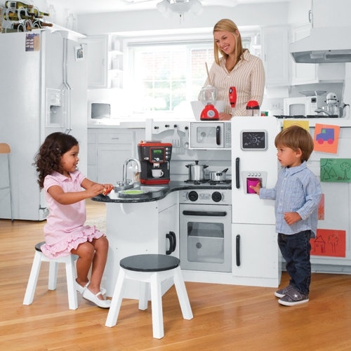 large play kitchen set kidkraft