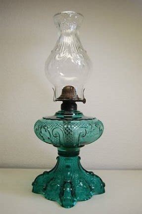 Hand Blown Stained Glass "PRINCESS FEATHER" KEROSENE OIL LAMP Victorian blue 