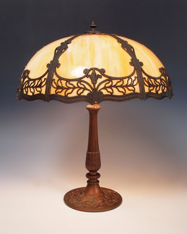 233 vintage slag glass table lamp