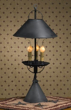 Colonial style table lamp 32