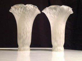 Tulip trumpet fluted rainfall glass lamp shade white frosted art