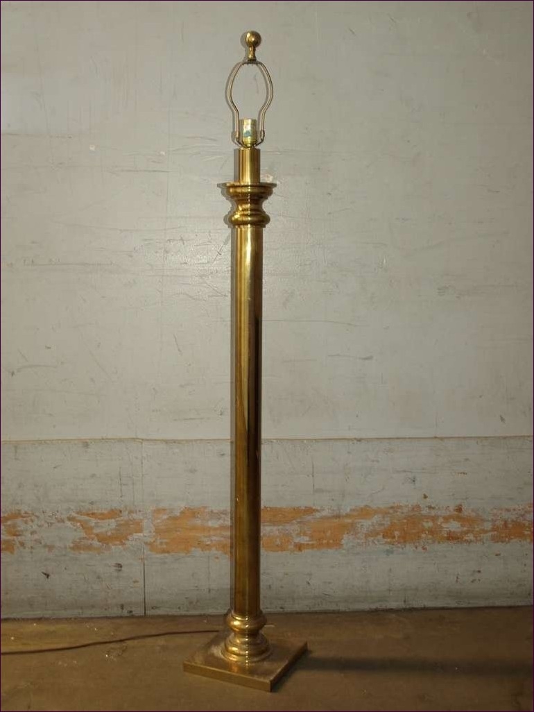 Large brass floor lamp by stiffel image 3