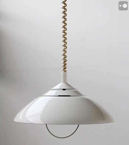 retractable light fitting