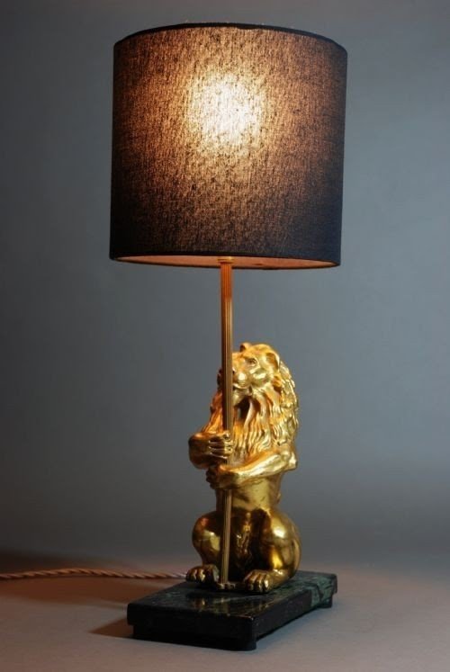 Lion table lamp 2