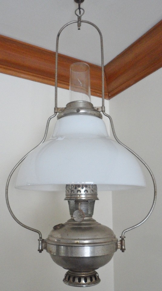Vintage aladdin model 6 1915 16 hanging oil kerosene lamp