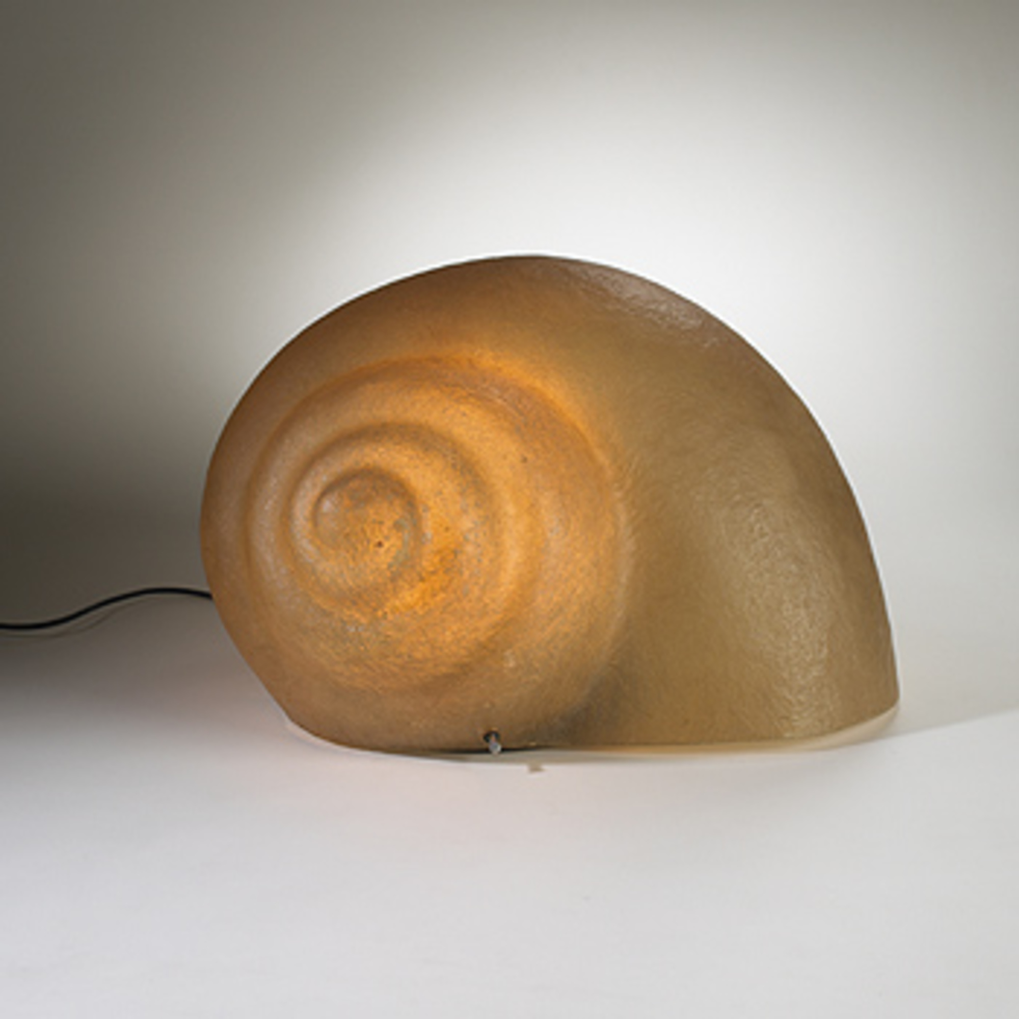 Snail lamp wright