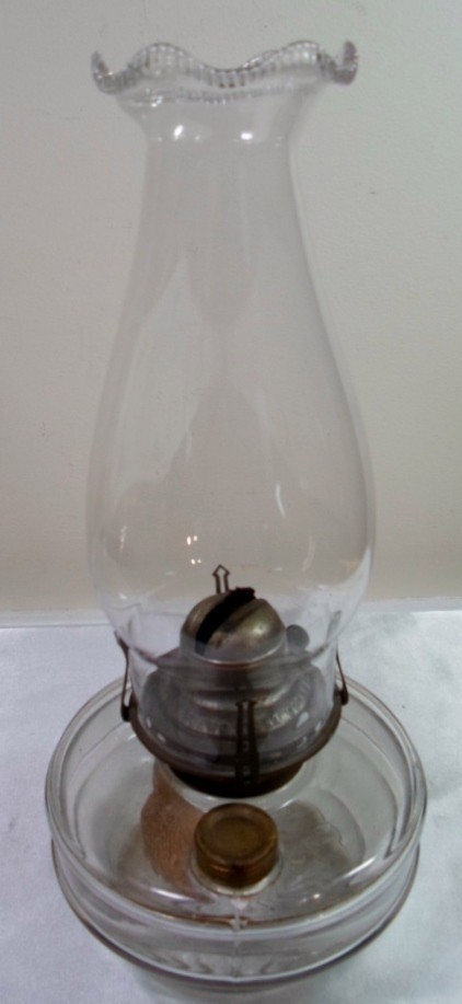 Clear glass oil kerosene white flame light lamp w ruffled