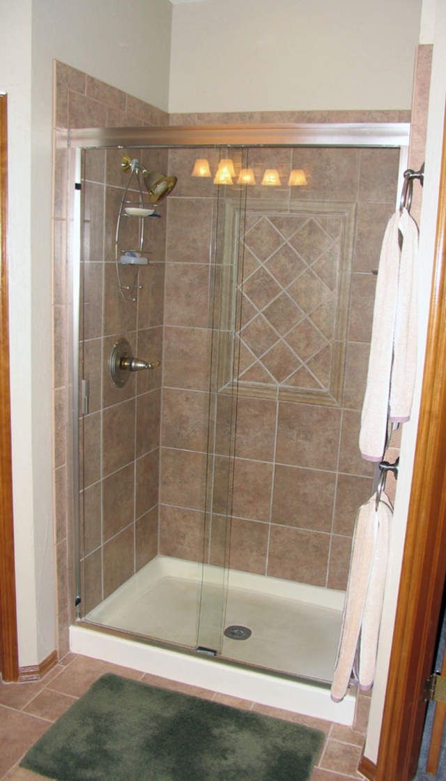 Can shower curtain really work at standing shower ?