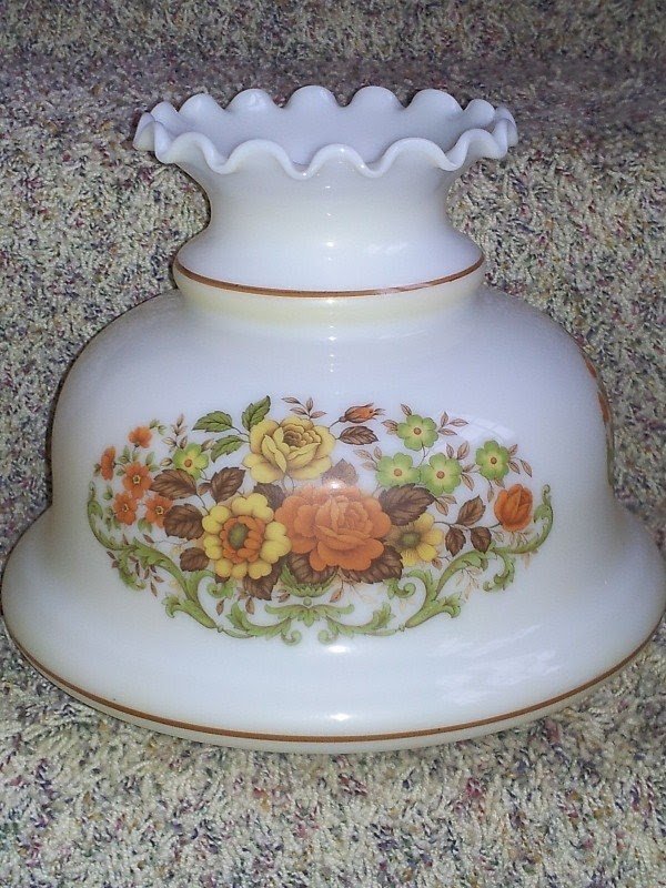 vintage quoizel table lamp