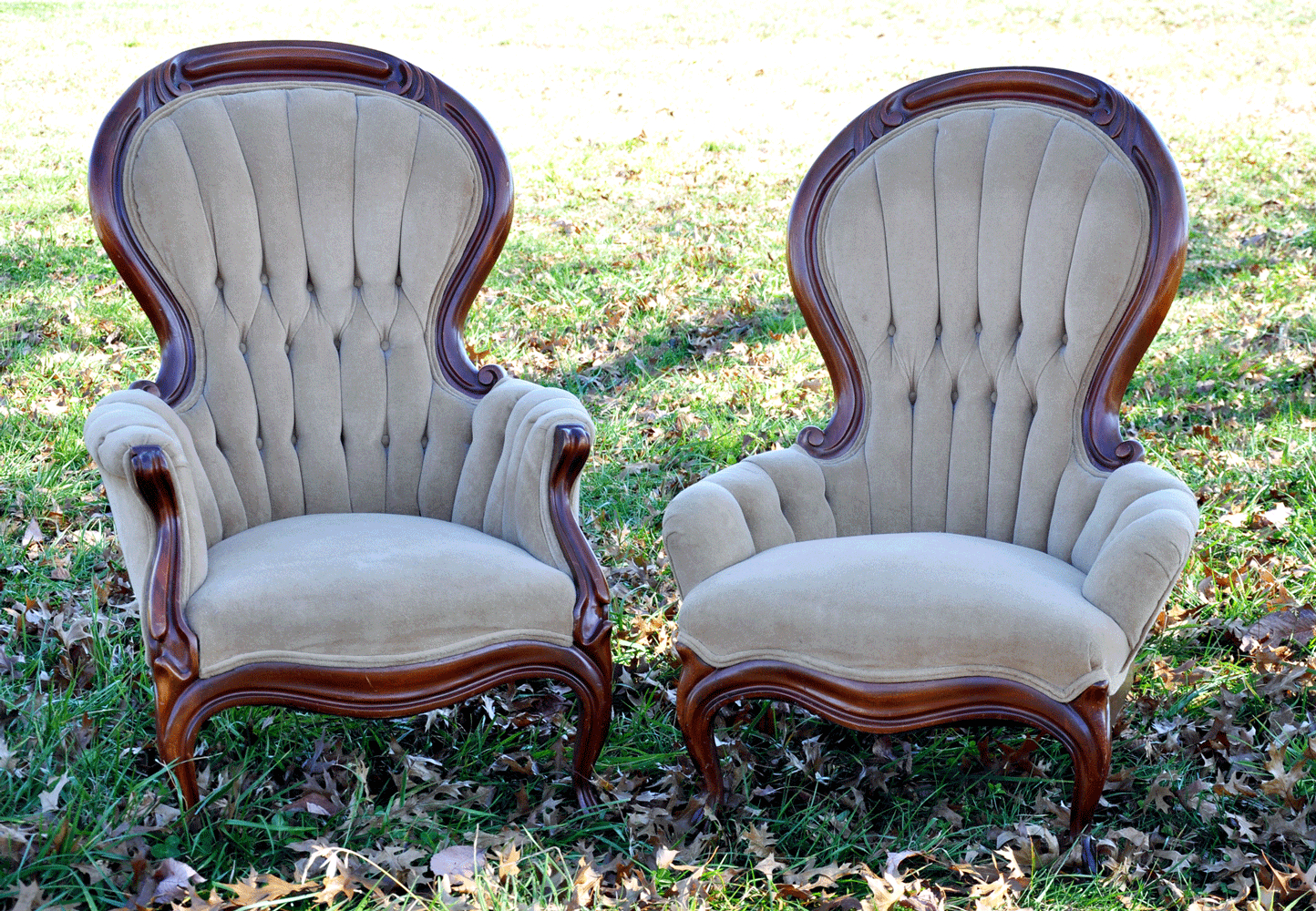 Antique parlor chair with wheels hot sale