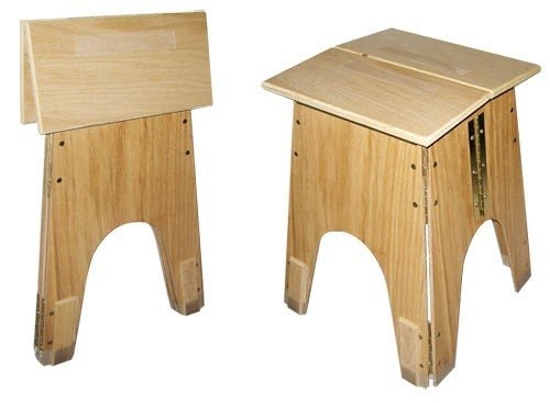 Folding step stool with handle