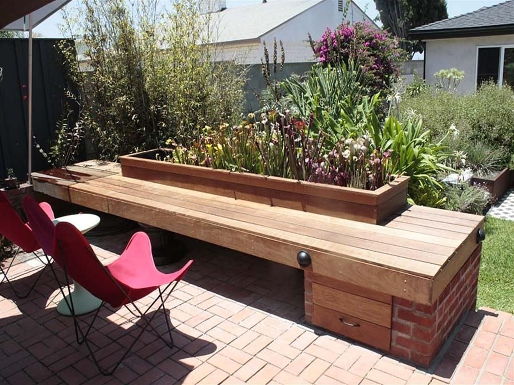 Wooden planter bench 1