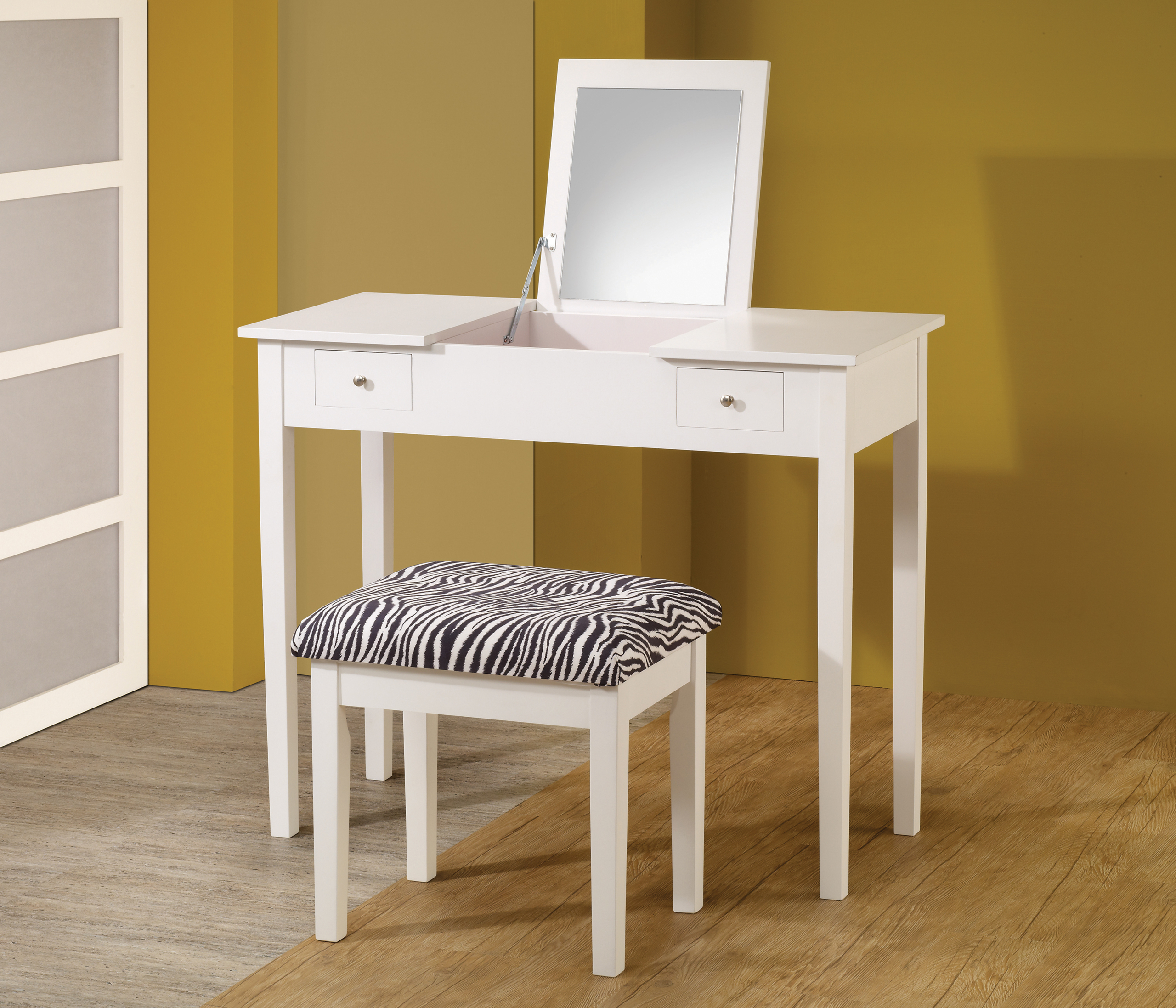 White Vanity Table With Mirror Ideas On Foter