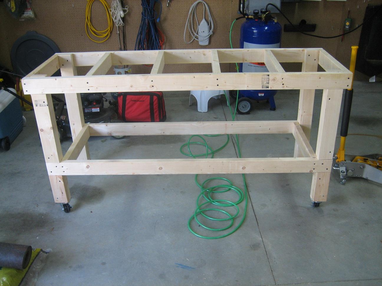 Useful garage workbench for a little work in your garage