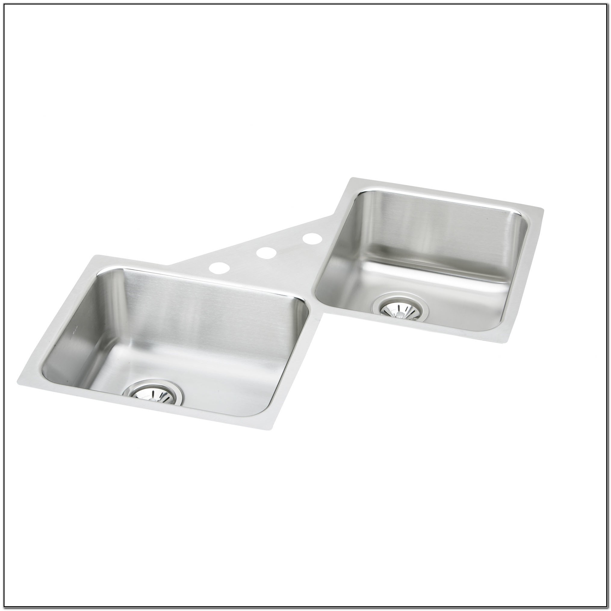 Lustertone 32" x 32" Undermount Double Bowl Corner Kitchen Sink