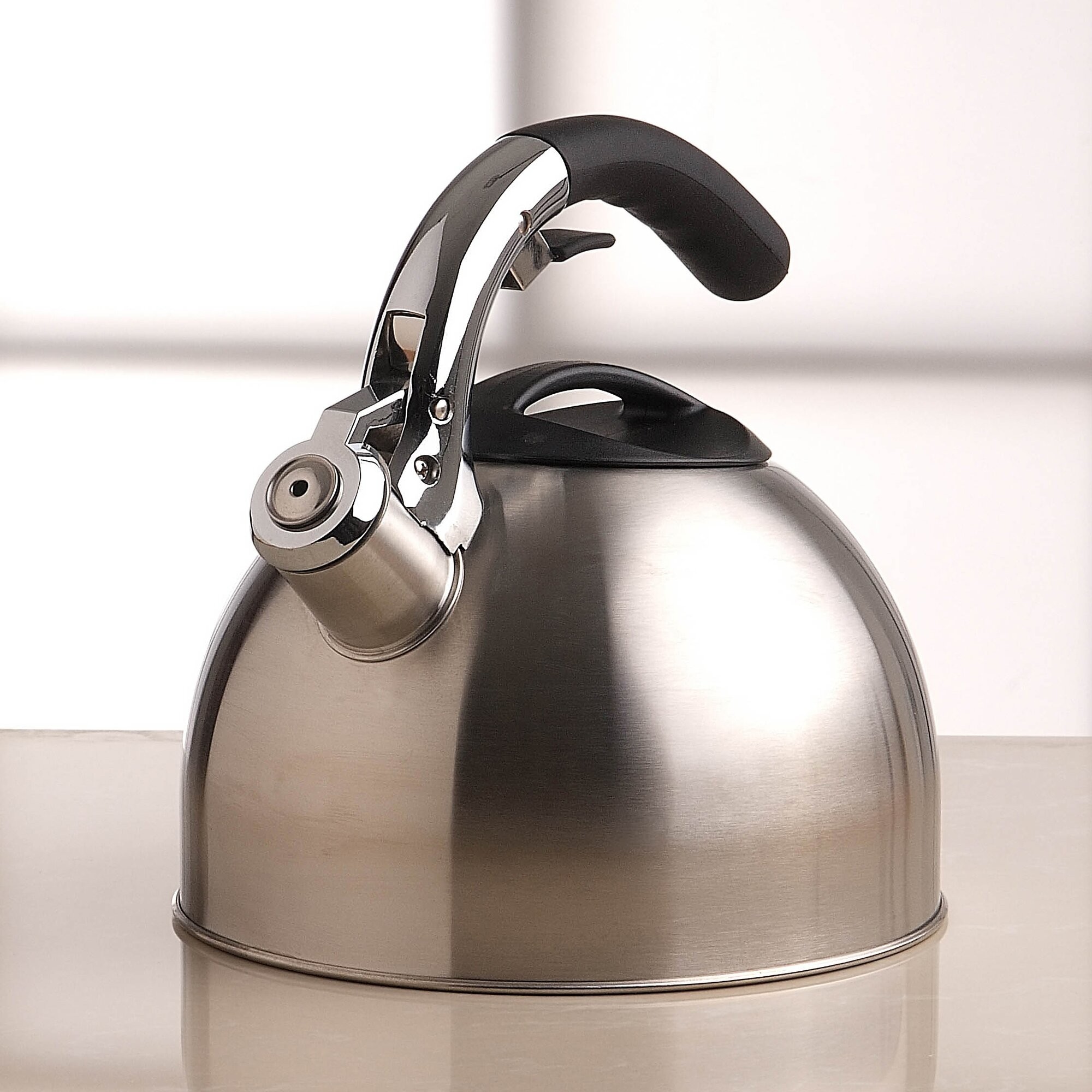3 Qt Stainless Steel Windsor Whistling Teakettle Old Dutch Holds Up to 2½ Quart 