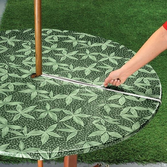 Fern Umbrella Hole Zip Round Vinyl Fitted Dining Tablecloth Patio Picnic Cover