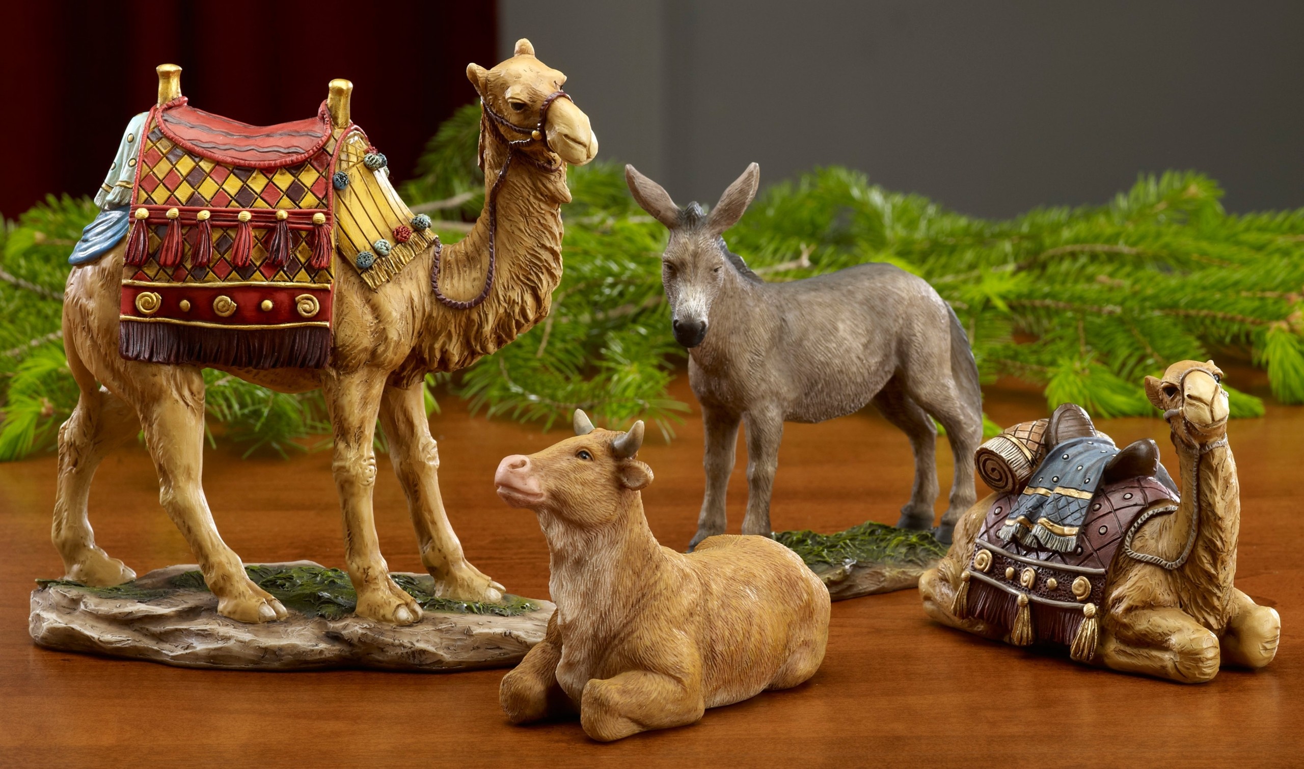Real Life Nativity Crèche Figurines