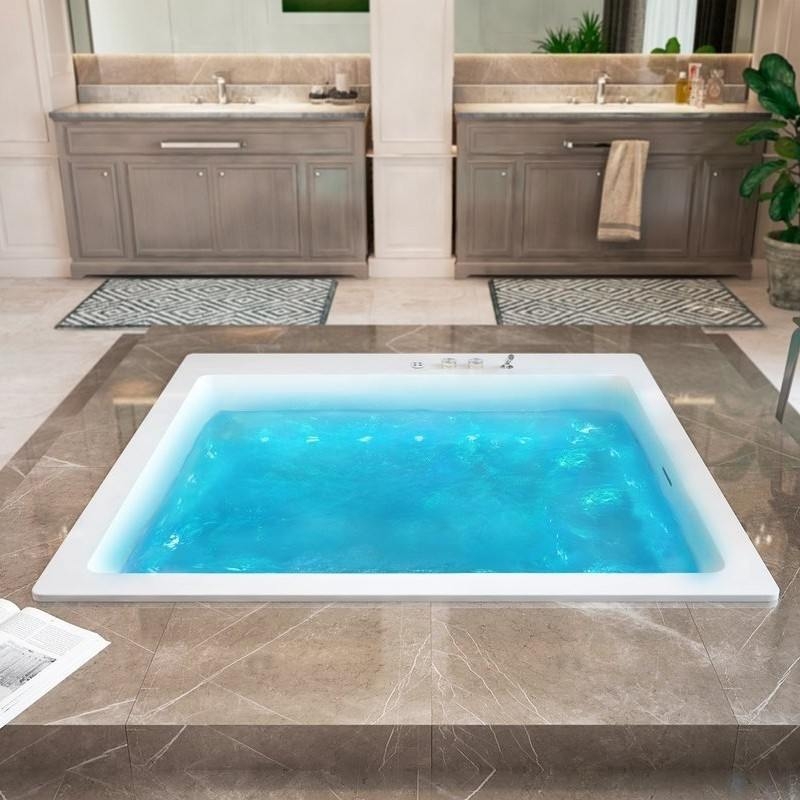 Premium Oversized Whirlpool Bathtub