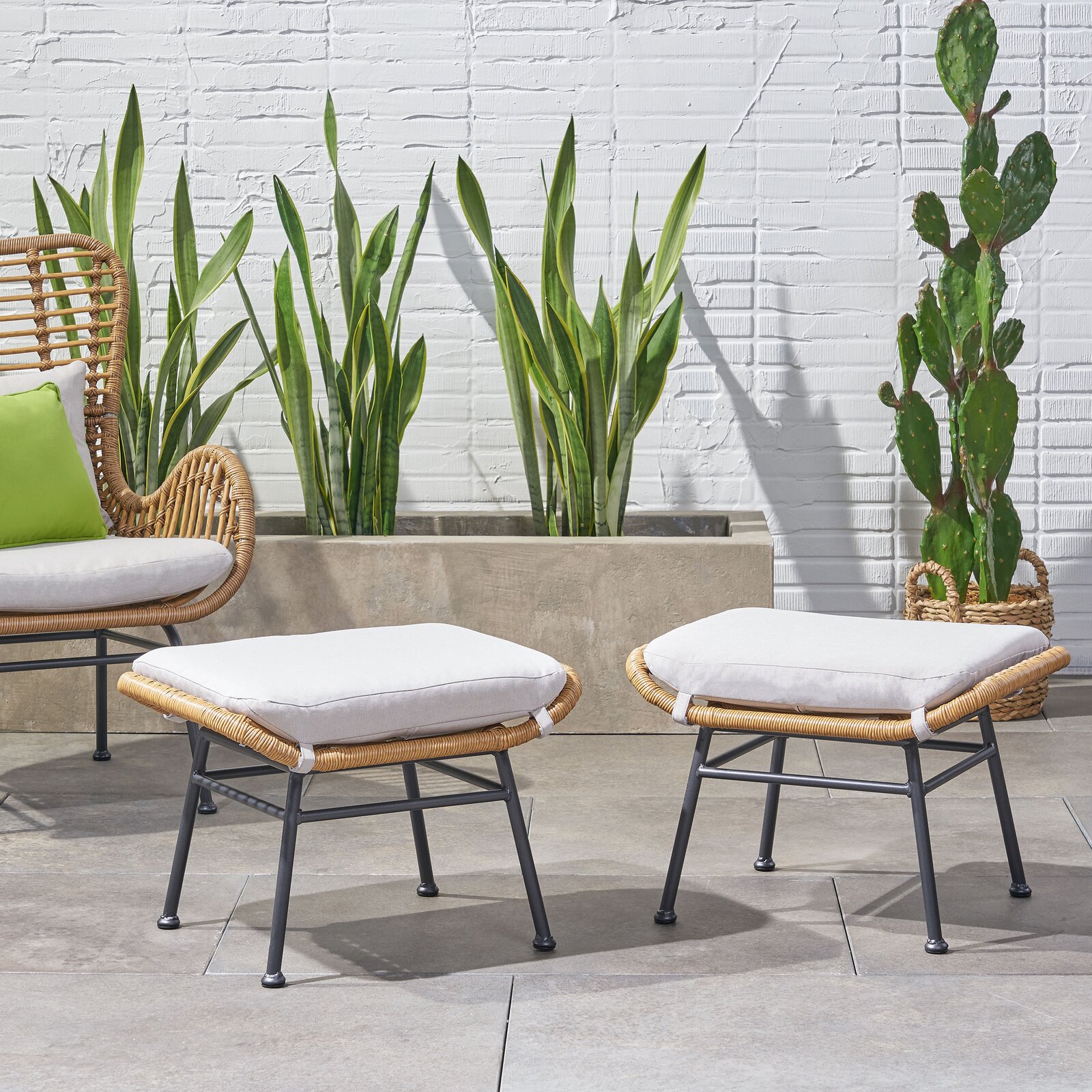 Gosnold Outdoor Ottoman with Cushion (Set of 2)