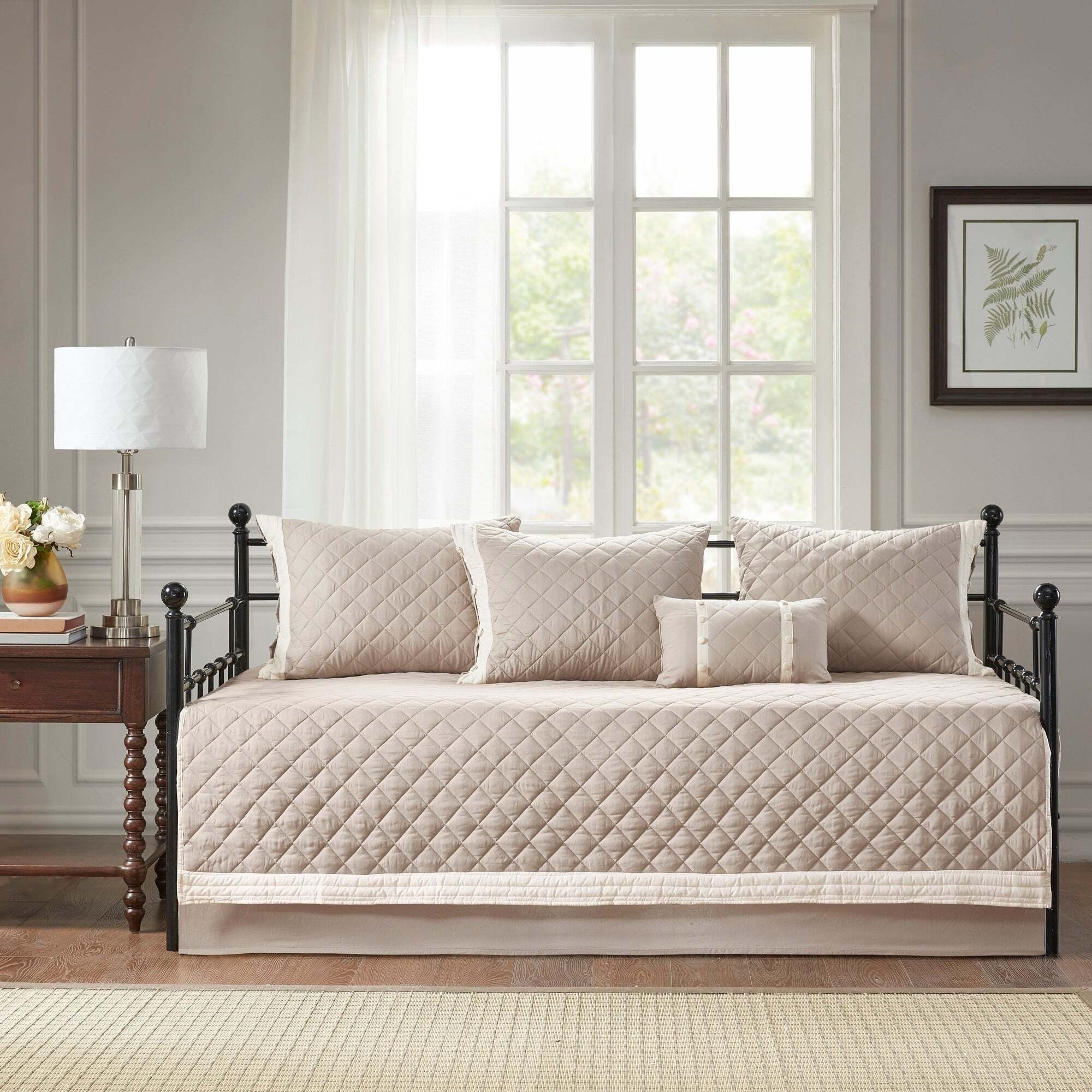How To Choose Daybed Covers & Sets - Foter