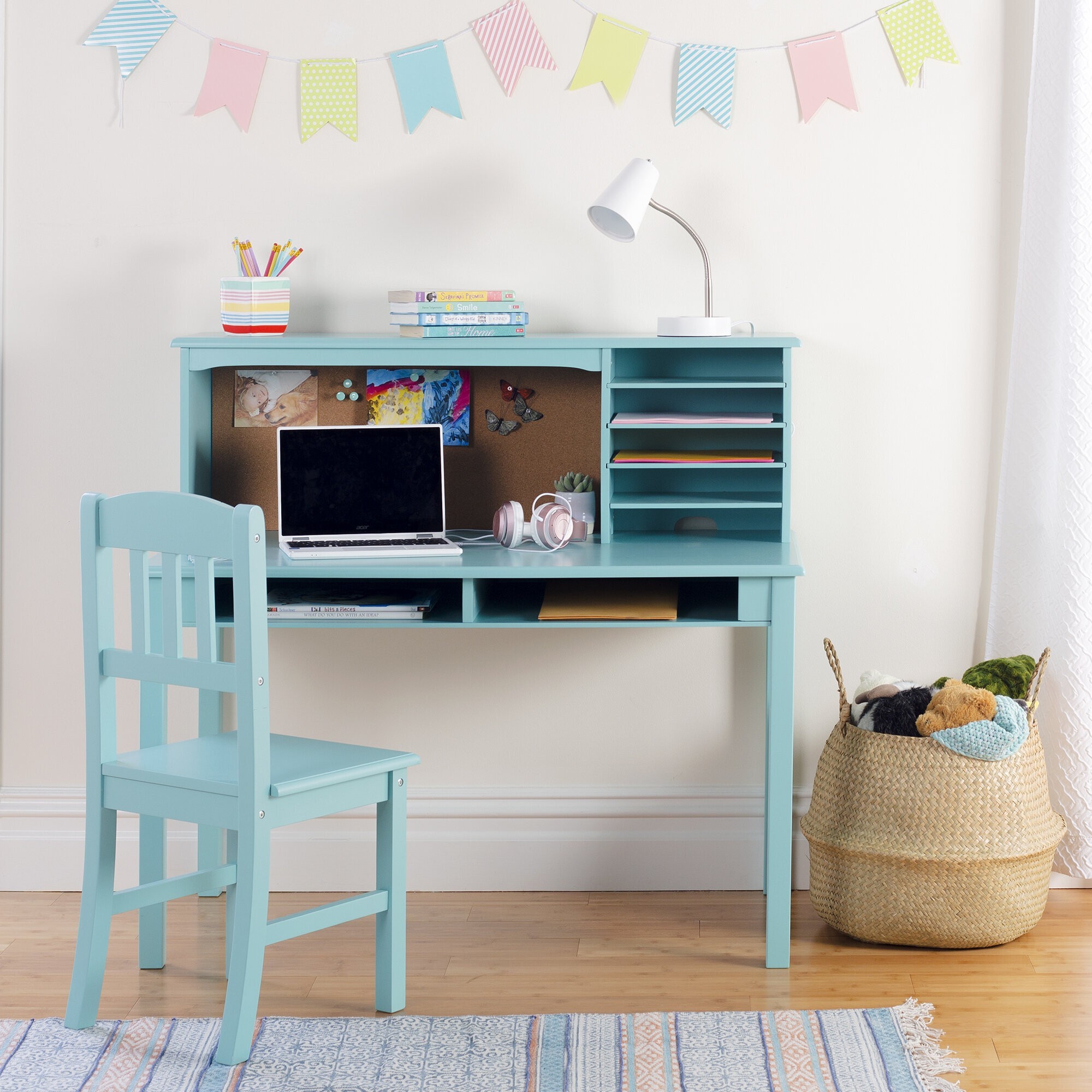 childrens bedroom study table