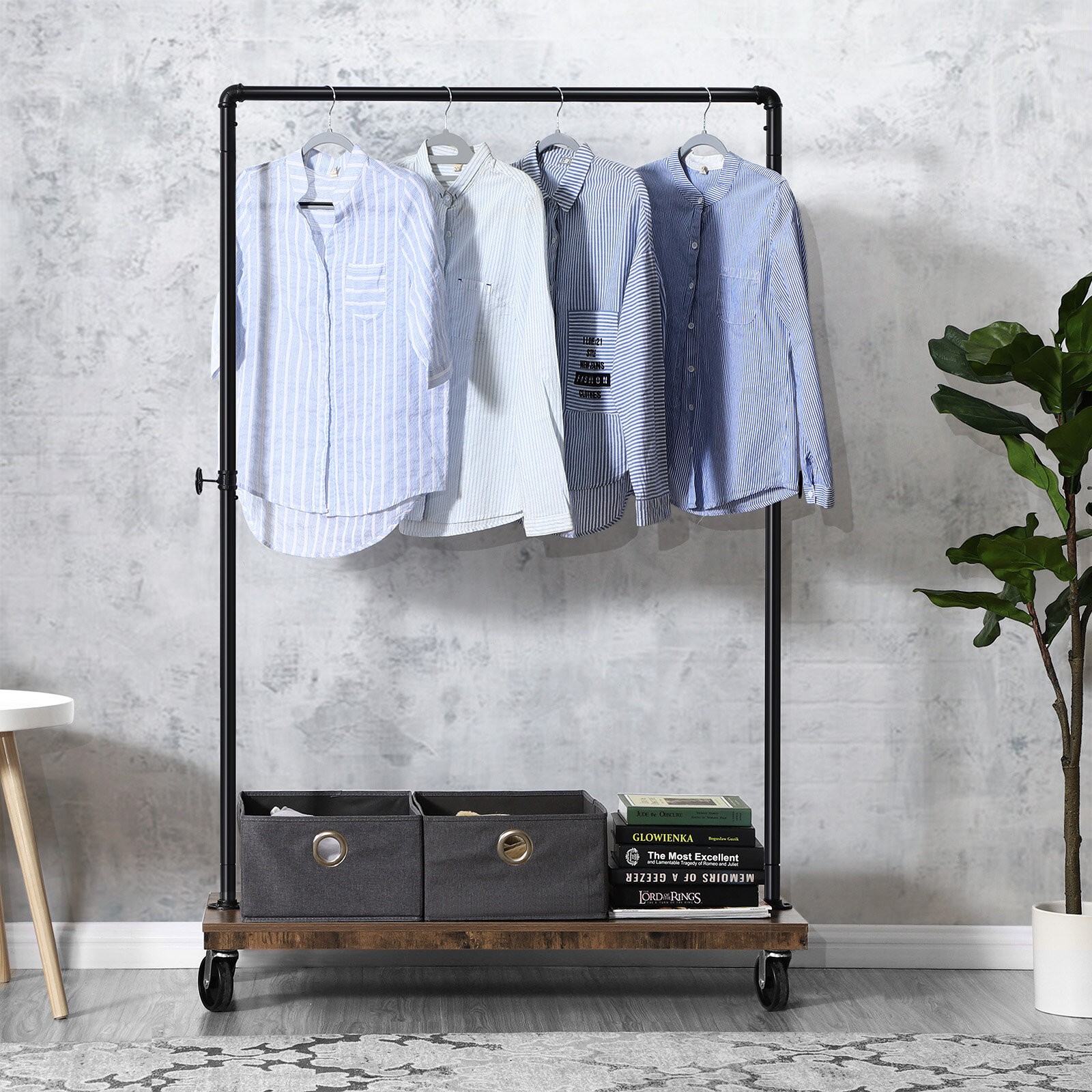 square cloth rack