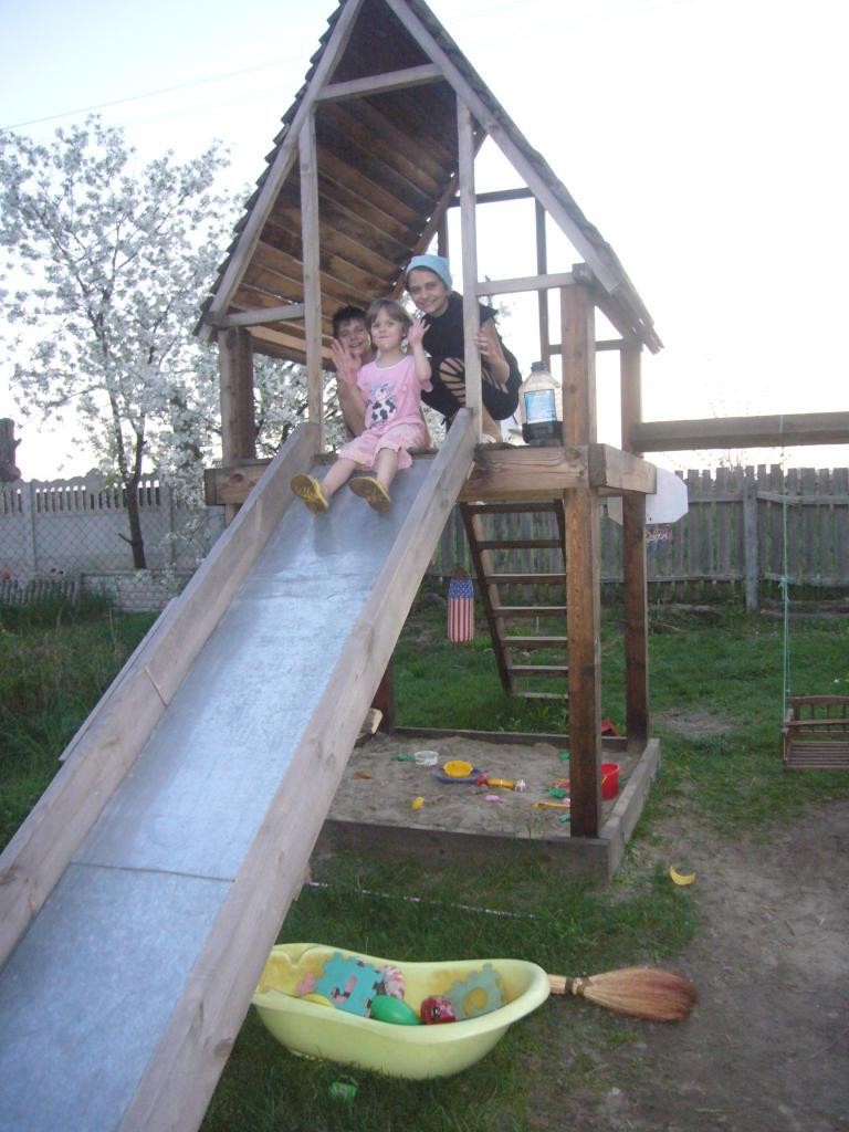 baby outdoor play house