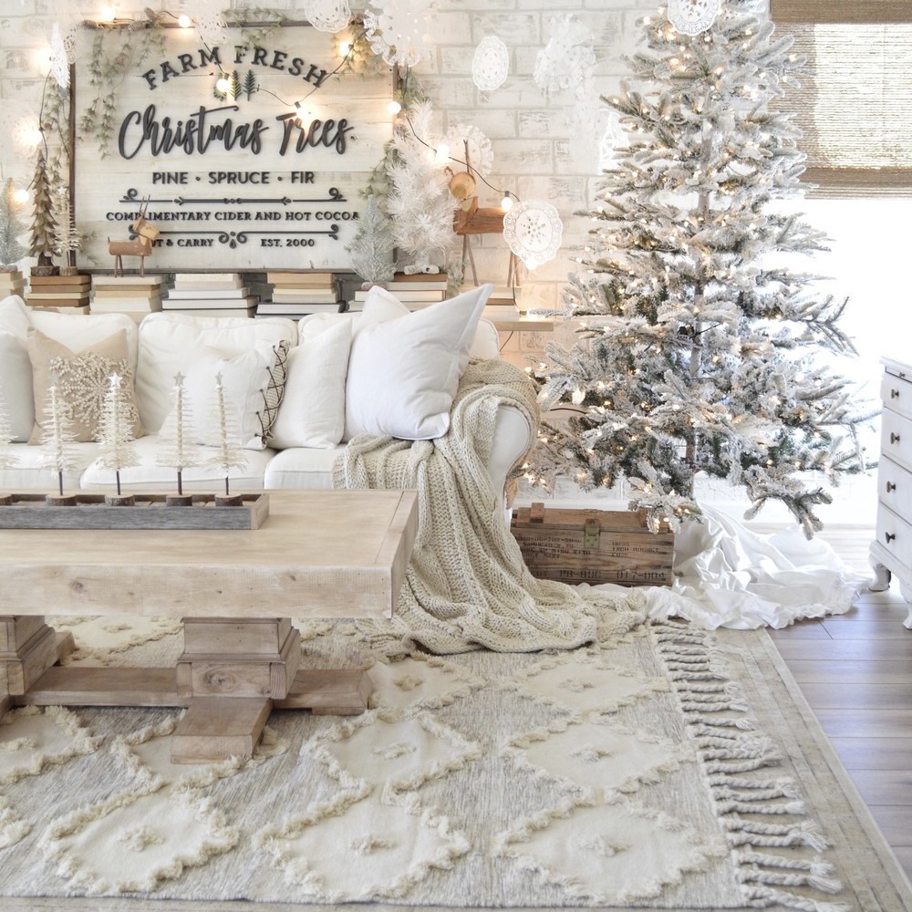 Nostalgic + Cozy Christmas Family Room - Making it in the Mountains