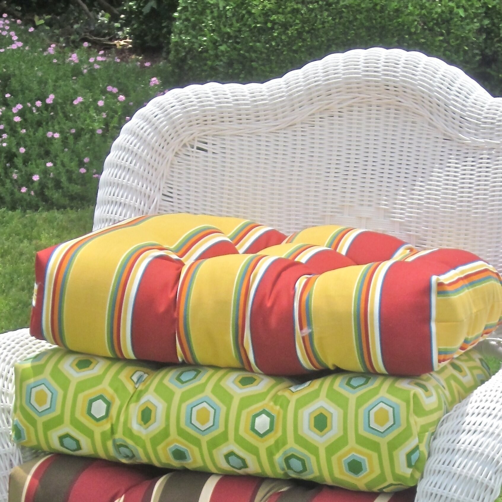 19x17 outdoor cushions