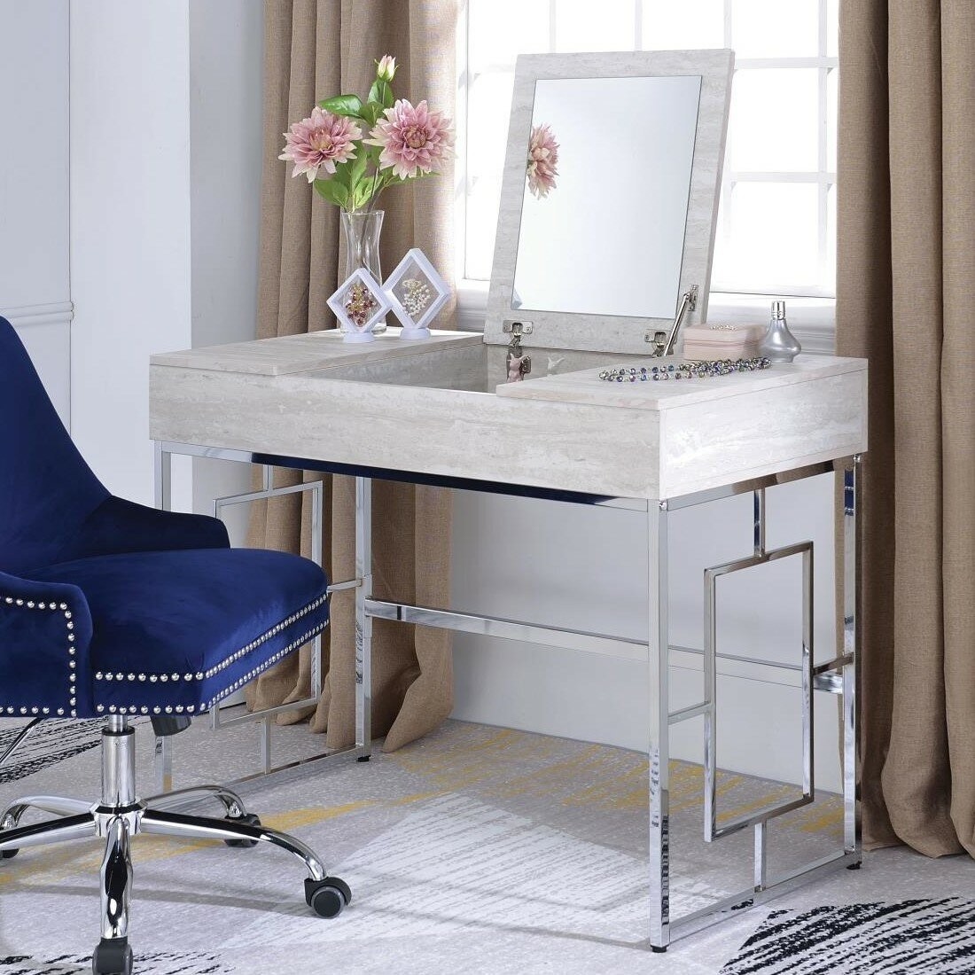 Makeup Vanity with Mirror for Natural Lighting Makeup Vanity with Mirror for Natural Lighting