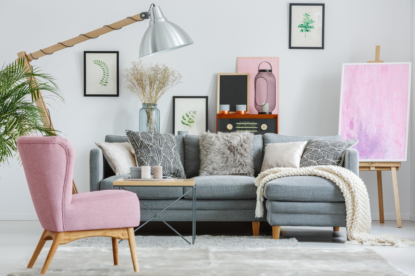 Grey couch with online pink pillows