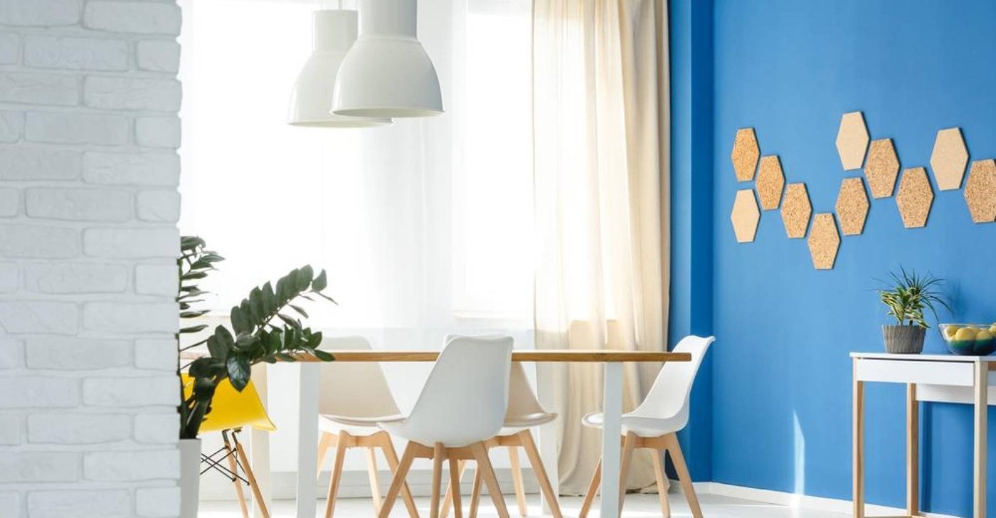 Featured image of post Royal Blue Color Home Decor / Take a peek at our list of the best color choices for royal rooms.