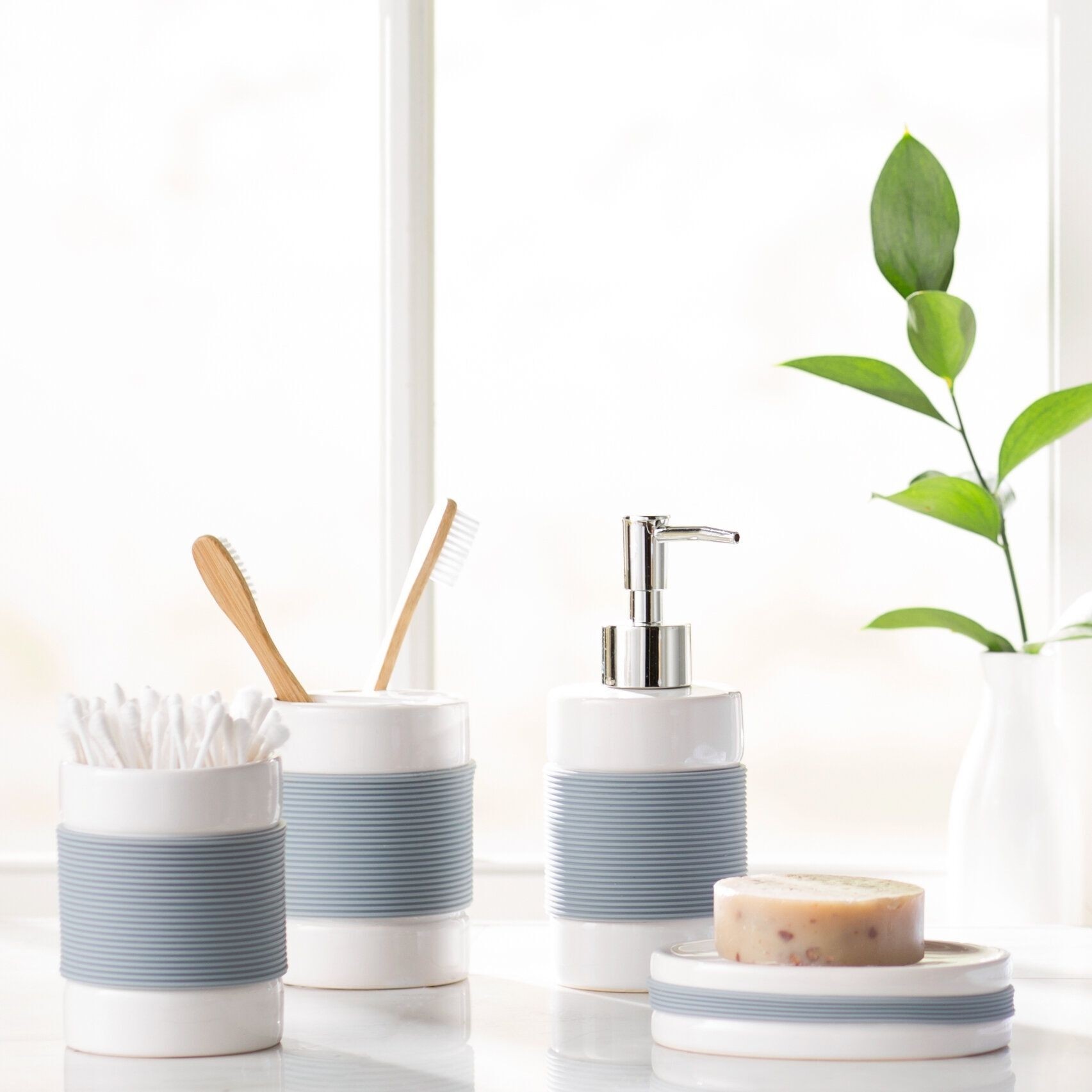 How to Choose Bathroom Accessories - Foter