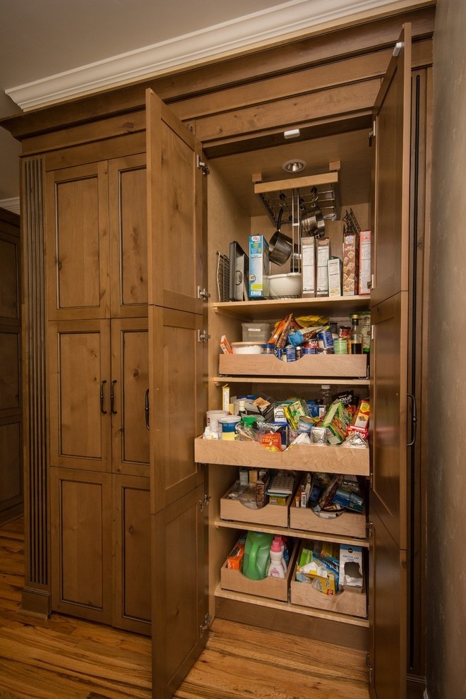 Pantry shelving systems with food storage kitchen designs