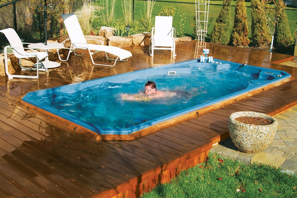 endless pool hot tub cost