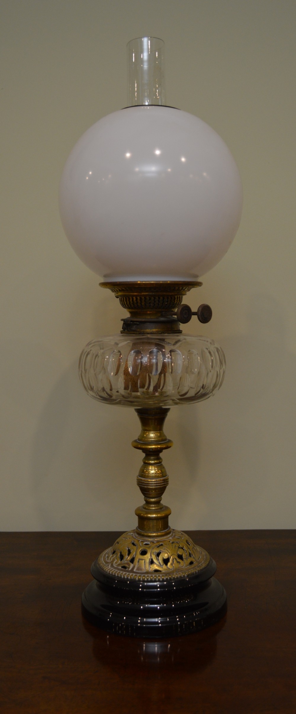 10 benefits of antique globe lamps warisan lighting 6