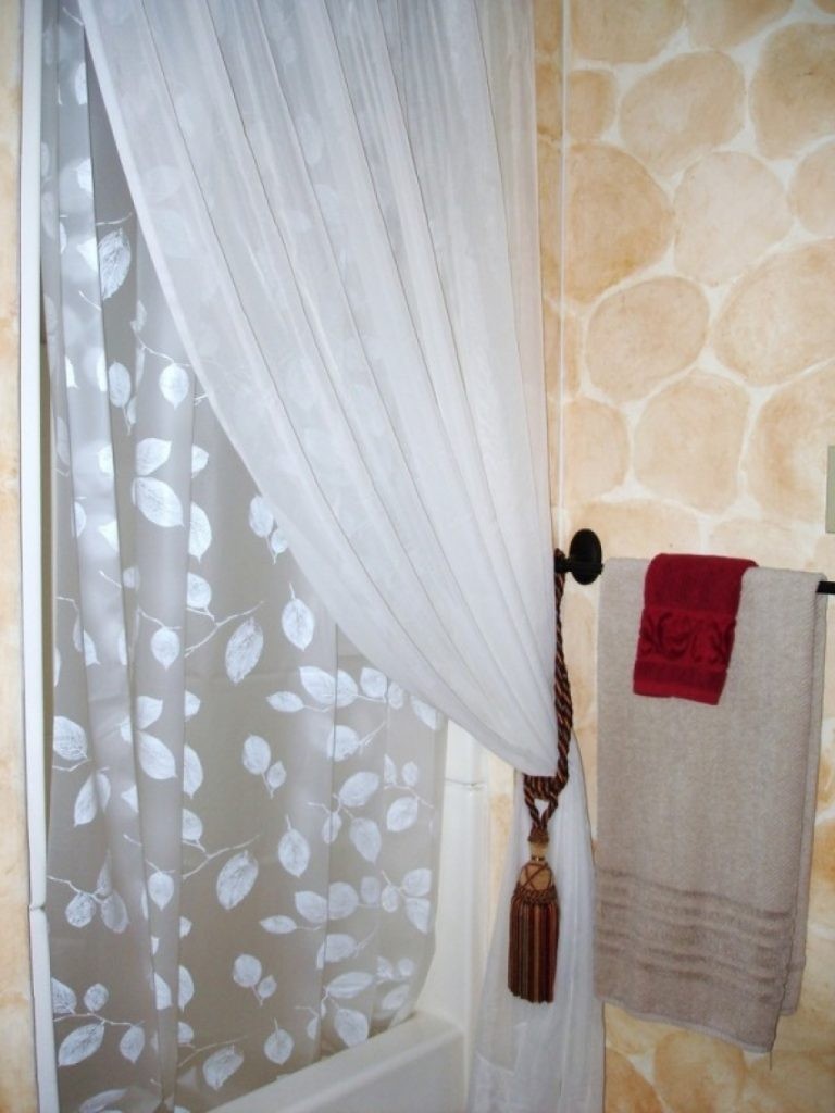 Country tie back shower curtains shower curtains ideas 2