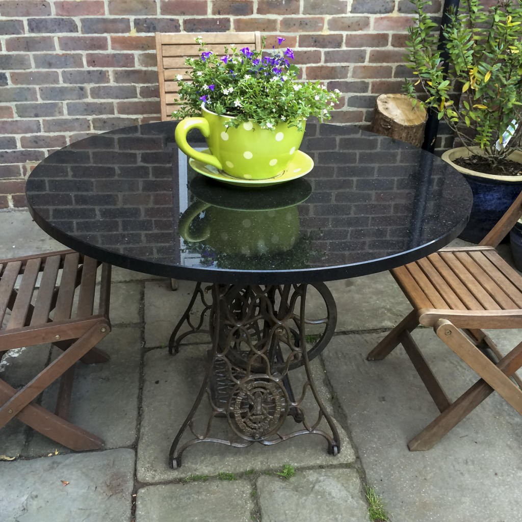 Granite tabletops garden tables granite outdoor dining