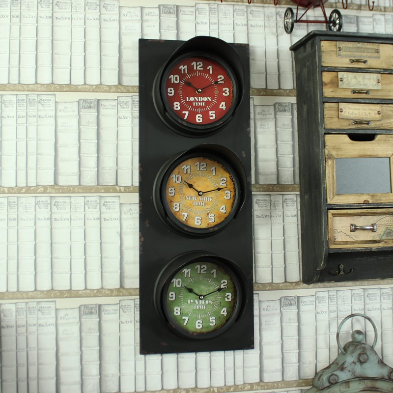 Large metal traffic light time zone wall clock melody