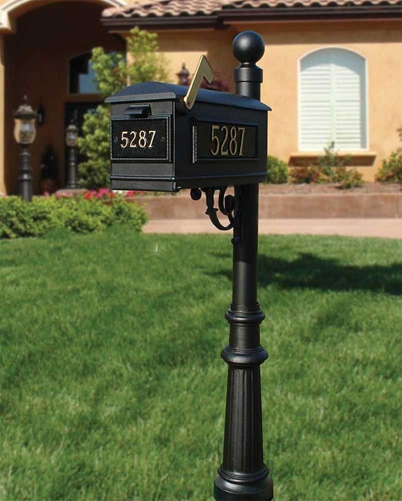 Personalized house number mailbox and post with scroll