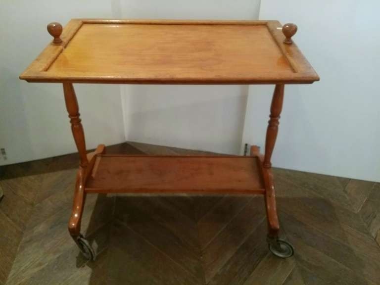 Small table with wheels at 1stdibs 1