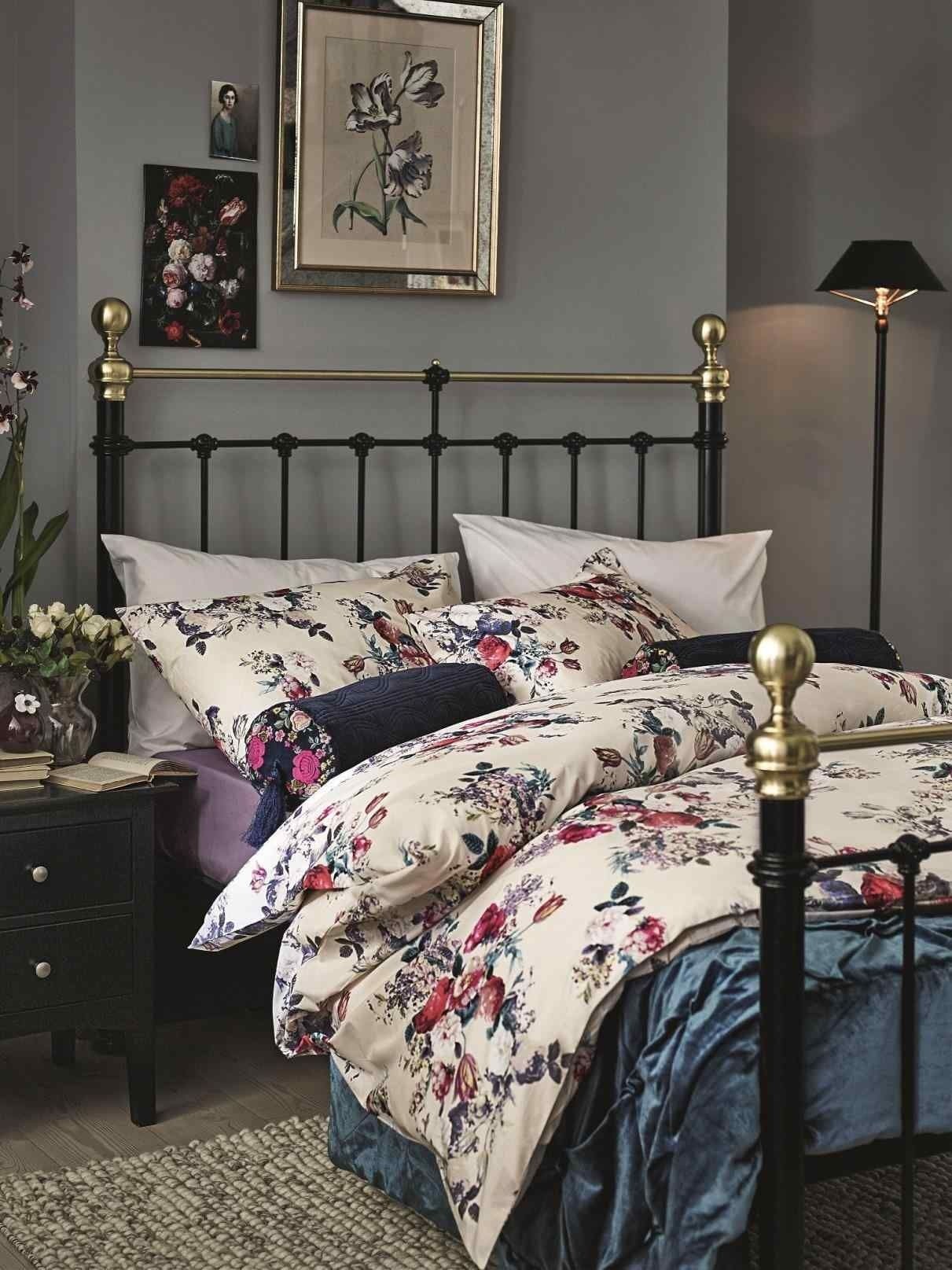 Top 10 luxurious feminine bedroom sets ideas feminine 1